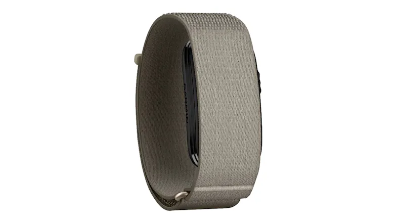 A right-facing angled front view of the cirqa smart band A right-facing angled front view of the cirqa smart band