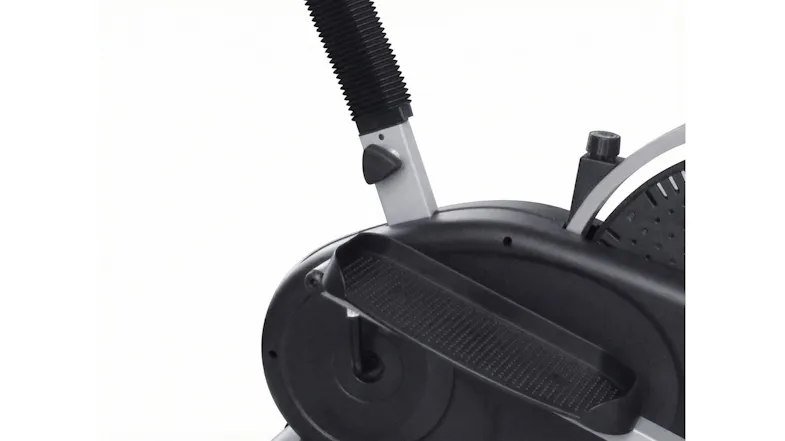 Exercise elliptical machine featuring a non-slip foot pedal and adjustable seat position Exercise elliptical machine featuring a non-slip foot pedal and adjustable seat position