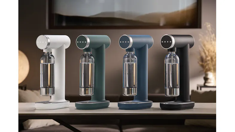 Product lineup showing the Smeg Sparkling Water Maker available in four matte finishes Product lineup showing the Smeg Sparkling Water Maker available in four matte finishes