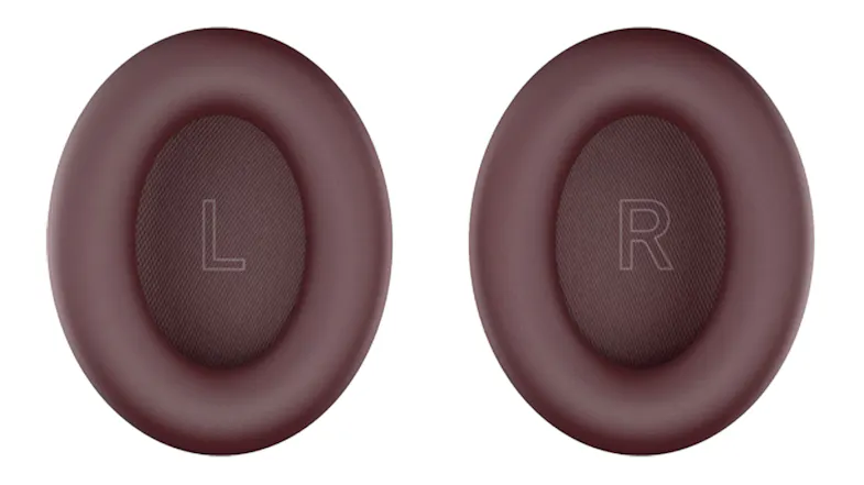 Inside view of two ear cushions showing L and R indicators Inside view of two ear cushions showing L and R indicators