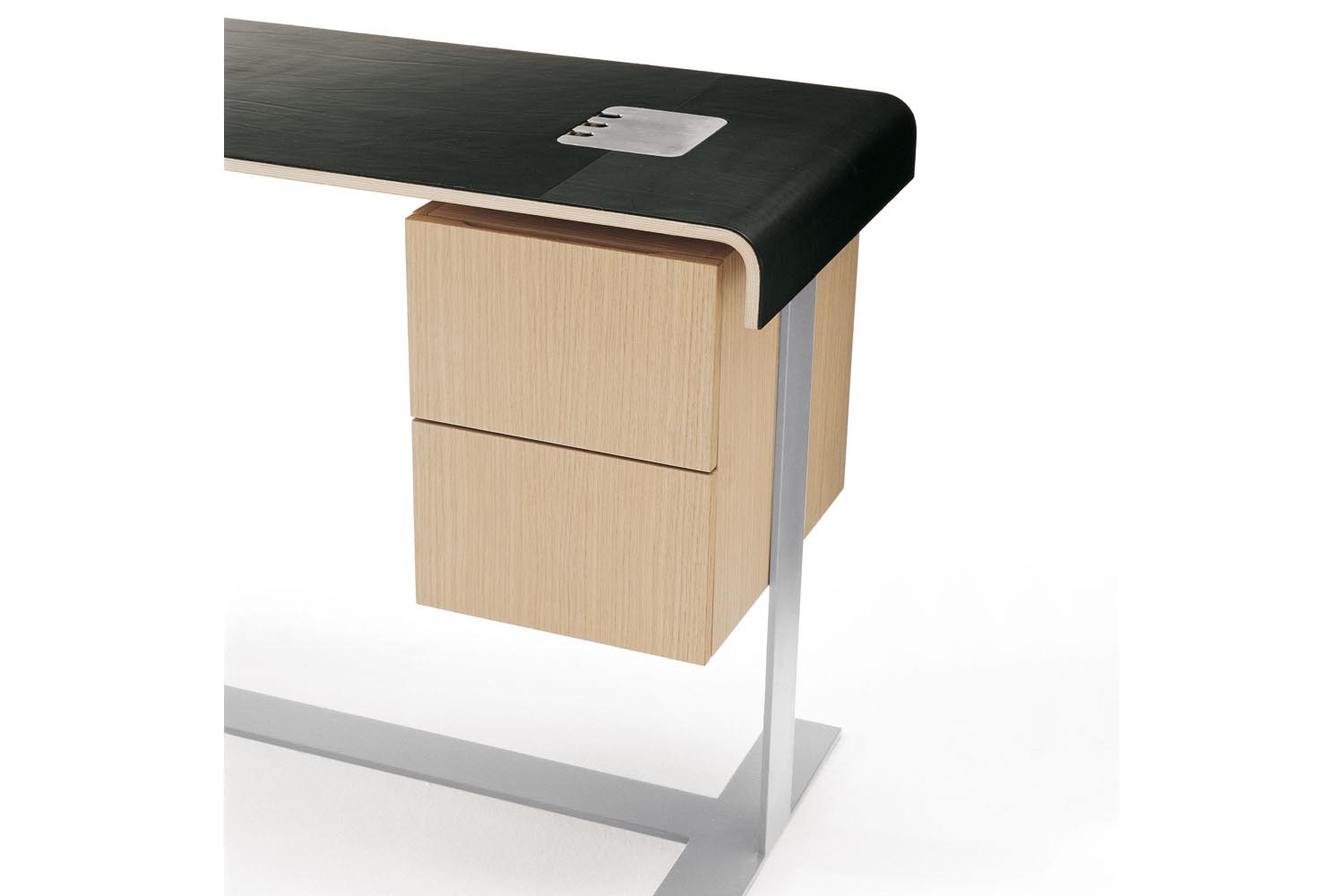 Eileen Writing-Desk By Antonio Citterio For B&B Italia | Space Furniture