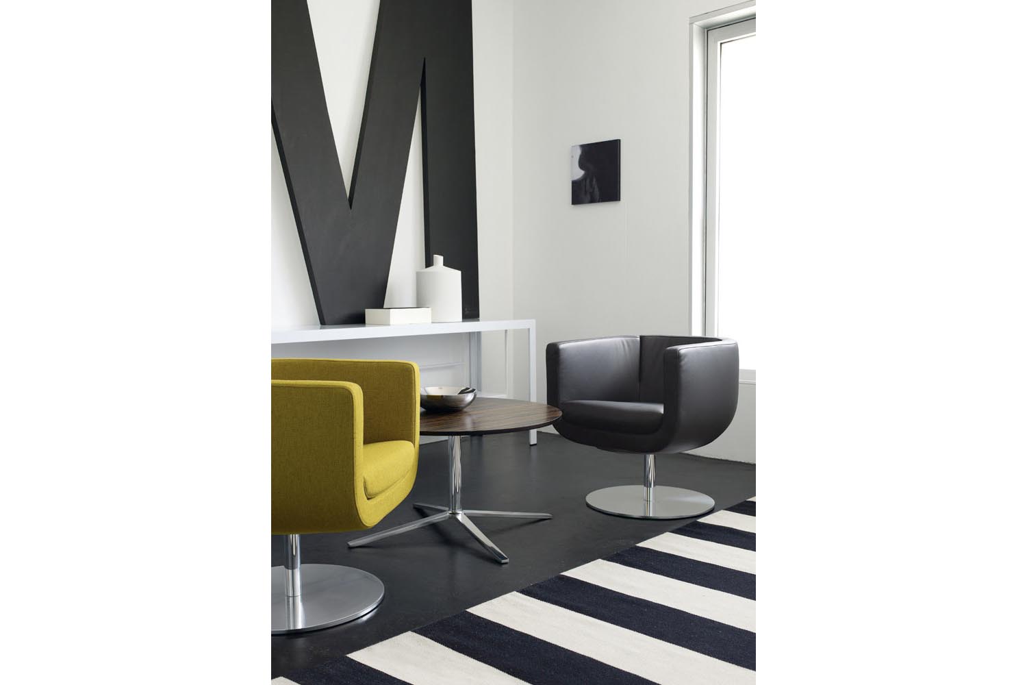 Tulip Sixtysix Armchair by Jeffrey for B&B Italia Project