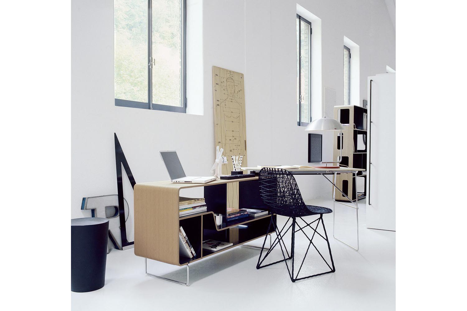 Arne Bookcase by Antonio Citterio for B&amp;B Italia Space ...