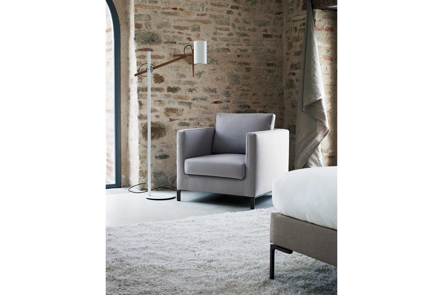 Ray Sofa by Antonio Citterio for B&B Italia | Space Furniture
