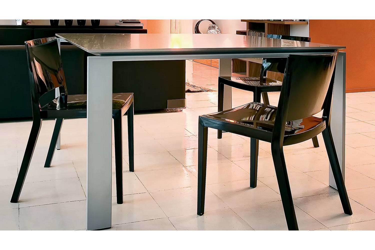 Lizz Chair by Piero Lissoni with Carlo Tamborini for Kartell Space