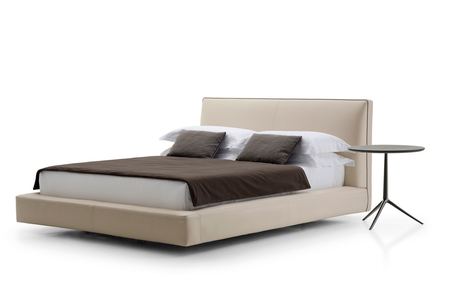 Richard Bed By Antonio Citterio For B&B Italia | Space Furniture