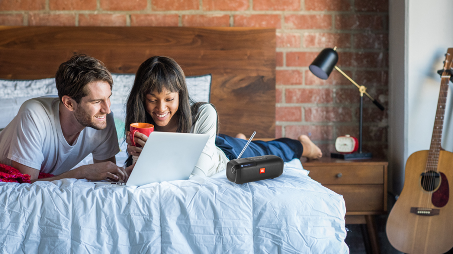 jbl tuner portable bluetooth speaker with fm radio