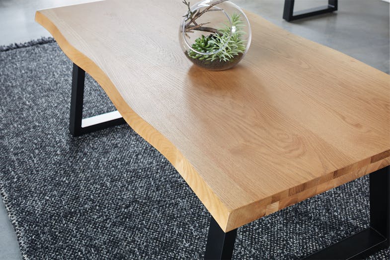 Kubu Dining Table