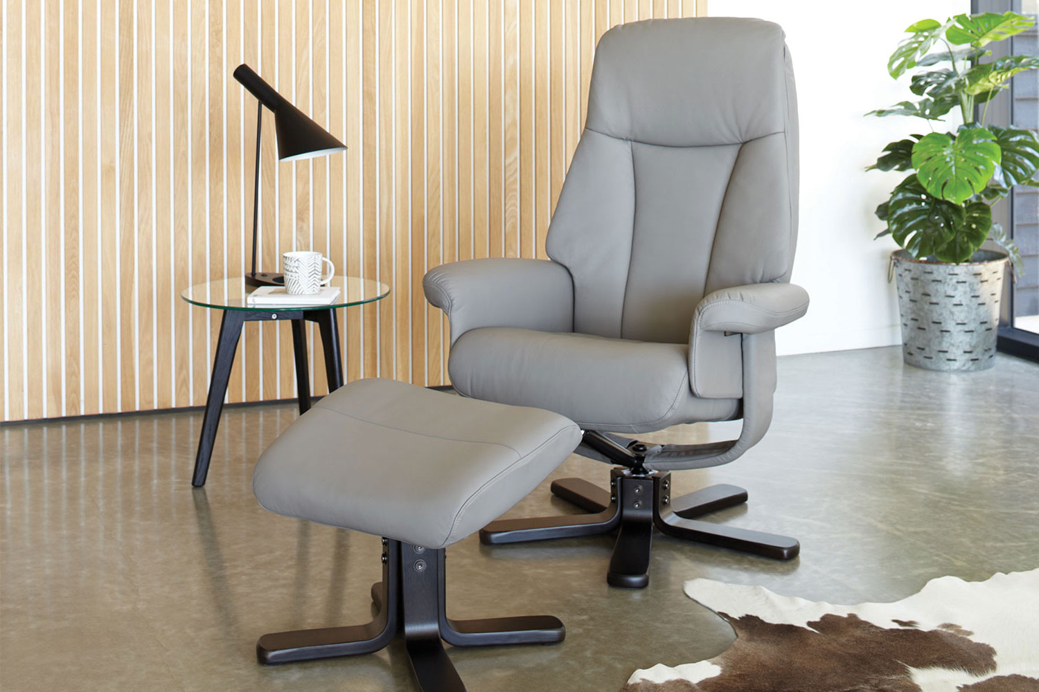 Sola Leather Chair And Footstool By Debonaire Harvey Norman New Zealand