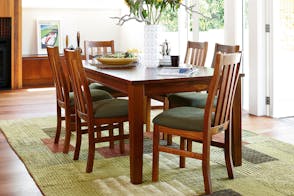 Ferngrove 1800 Dining Table