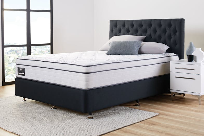 Conforma Classic Soft Queen Bed by King Koil