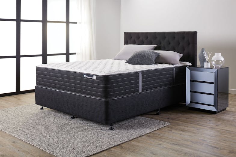 Parkhurst Extra Firm King Bed by Sealy Posturepedic