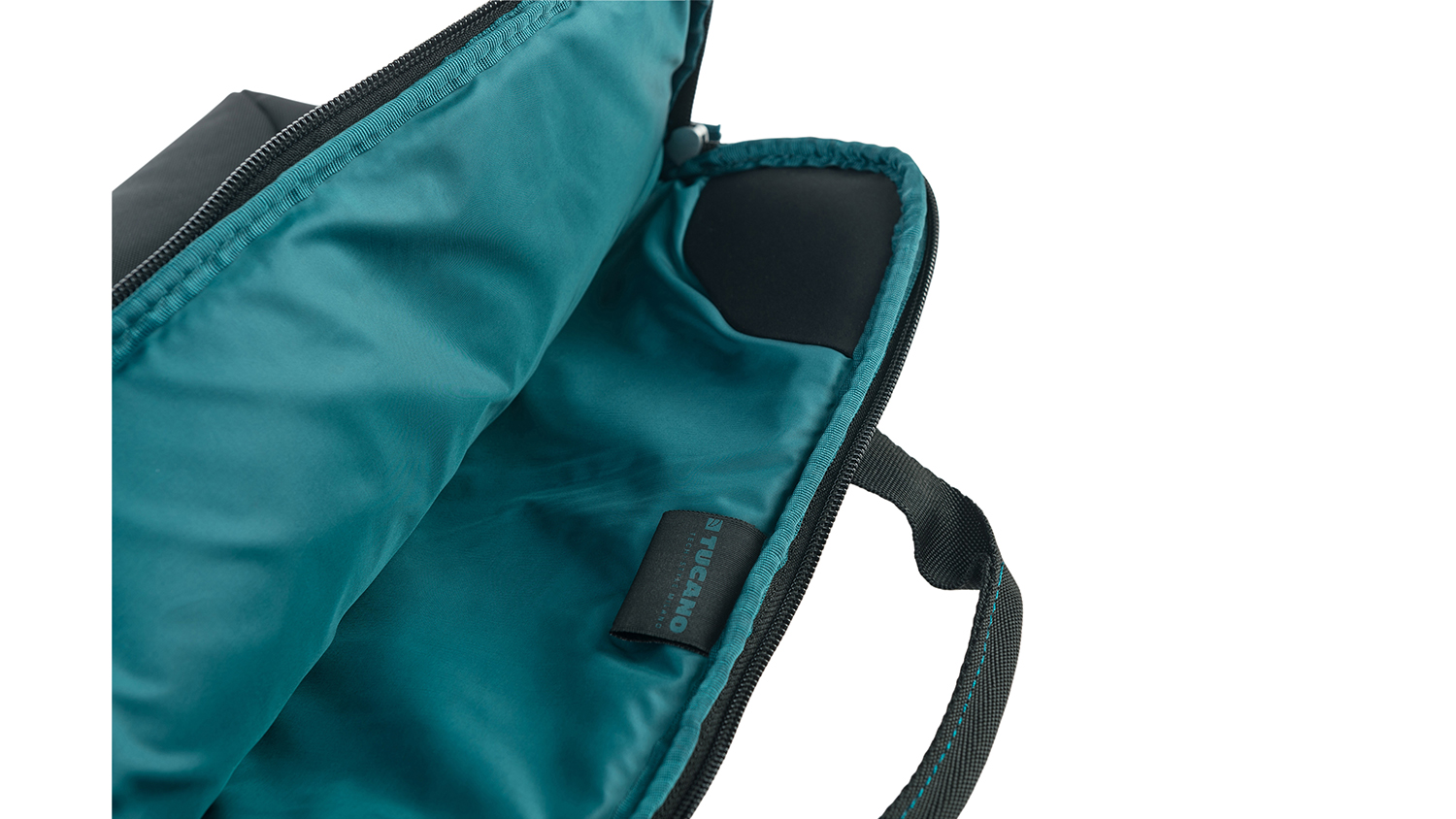 Tucano Smilza Slim Carry Case for 15" Laptop - Black