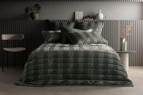 Hopkins Ivy Coverlet by Sheridan
