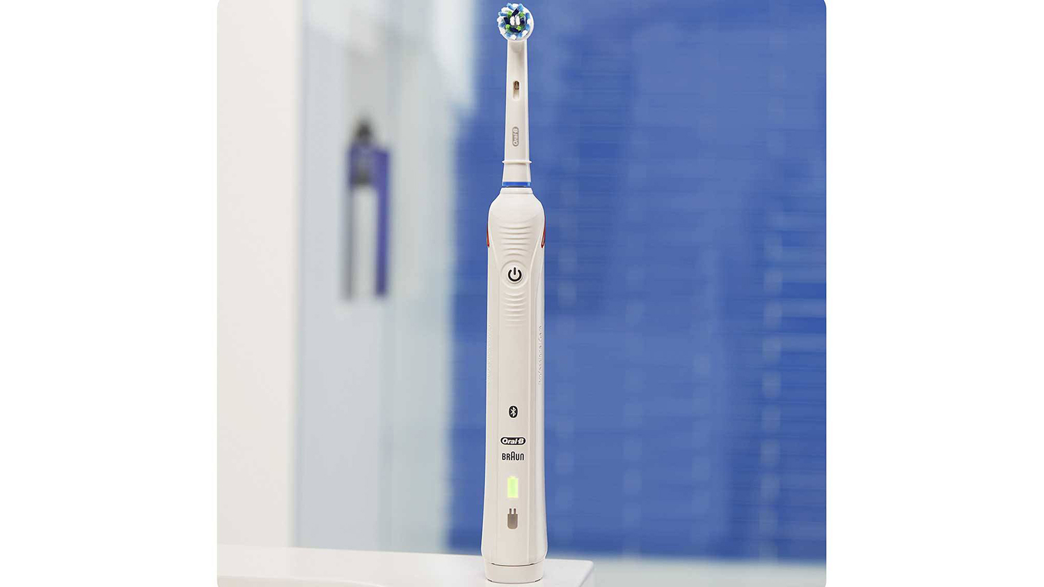 OralB Smart 4 4000 Electric Toothbrush with App Support White