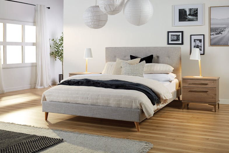 bed frame for emma mattress
