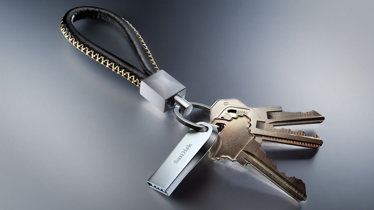 SanDisk Ultra Luxe USB 3.1 Flash Drive - 32GB (Metal)