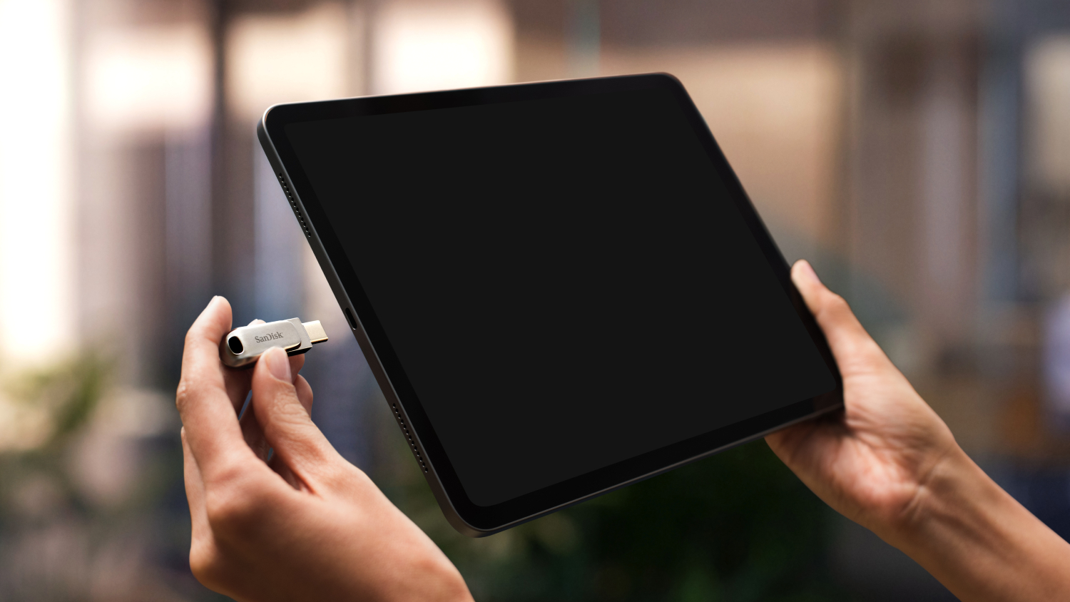 SanDisk Ultra Luxe Dual USB Type-C Flash Drive - 256GB