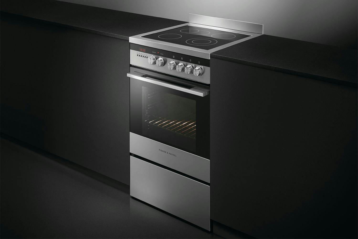 Fisher & Paykel 60cm Freestanding Oven w/ Electric Cooktop