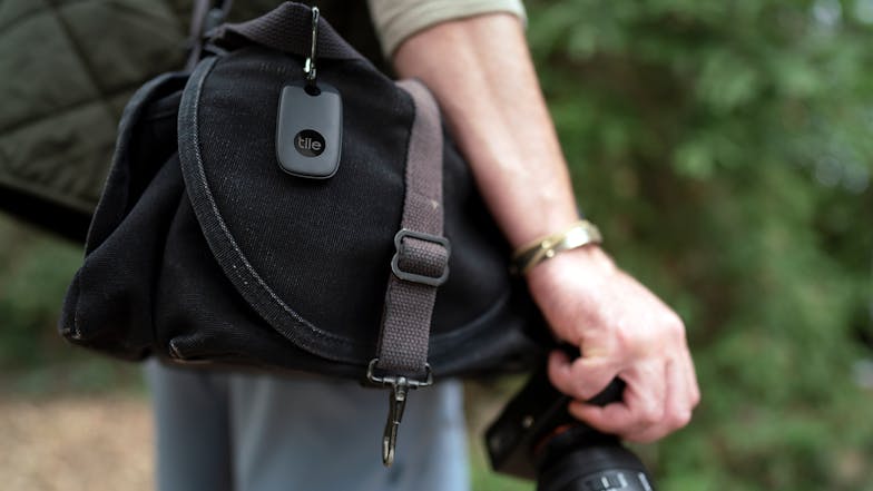 Tile Pro Bluetooth Tracker - Black (Single Pack)