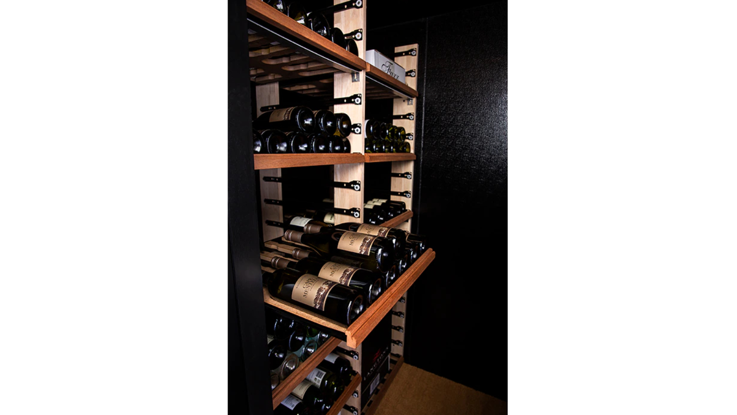 Vintec 1000 Bottle Single Zone WalkIn Wine Cellar Black (ESPACE1000