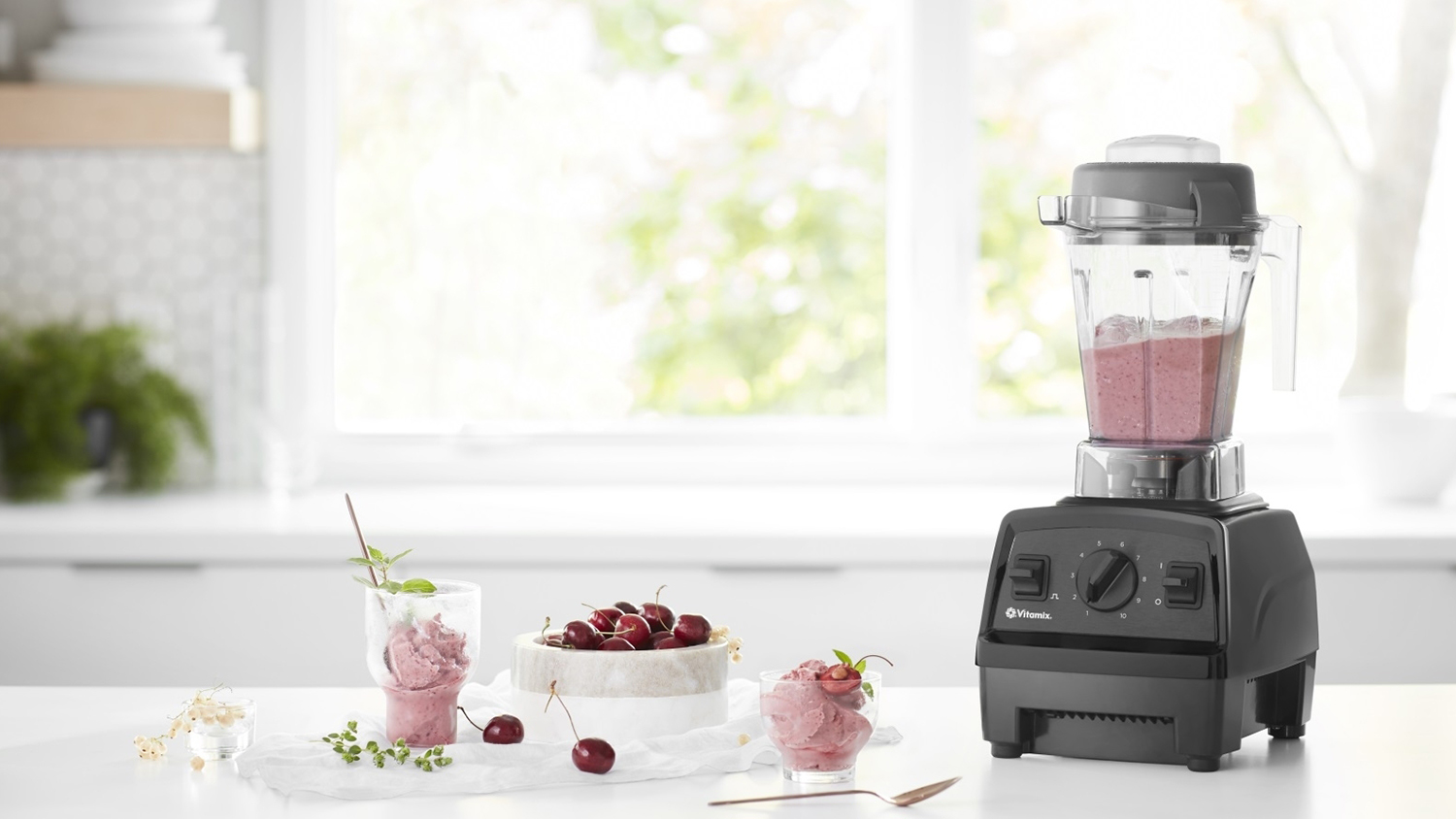 Vitamix Explorian Series E310 High Performance 1200W Blender - Black (V066571)