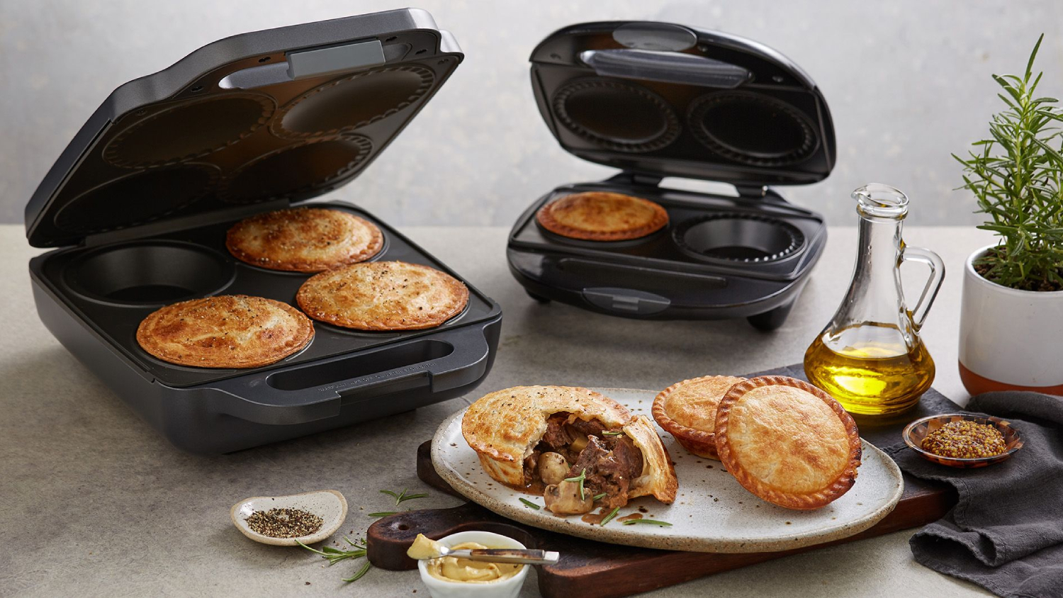 Sunbeam Pie Magic 4 Traditional Size Pie Maker - Grey (PM4800)