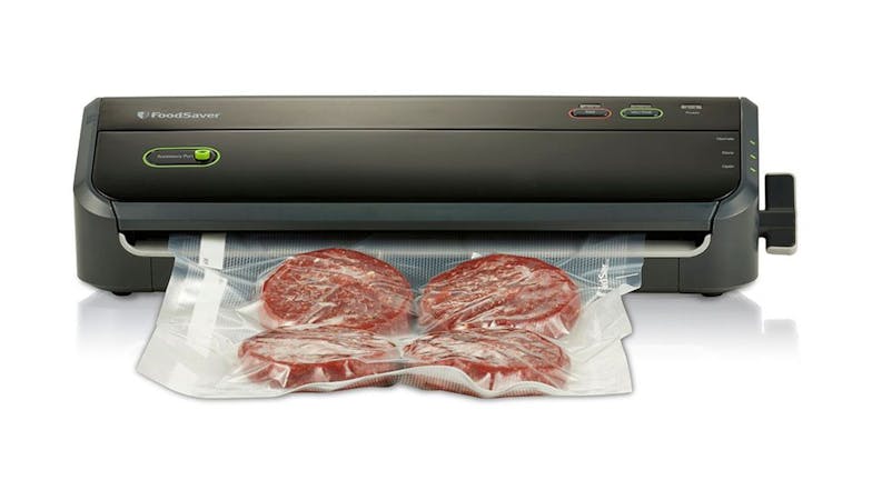 FoodSaver  Lock & Seal Vacuum Sealer