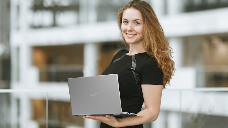 Acer Swift 3 14" Laptop - Intel Core i5 8GB-RAM 512GB-SSD (SF314-511-53PF)