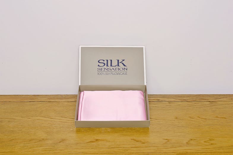 100% Silk Pillowcase Sensation - Pale Pink