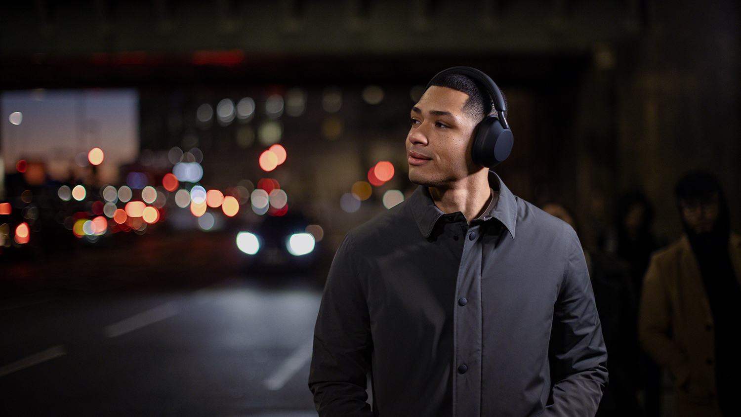 Sony WH-1000XM5 Wireless Noise Cancelling Over-Ear Headphones - Black