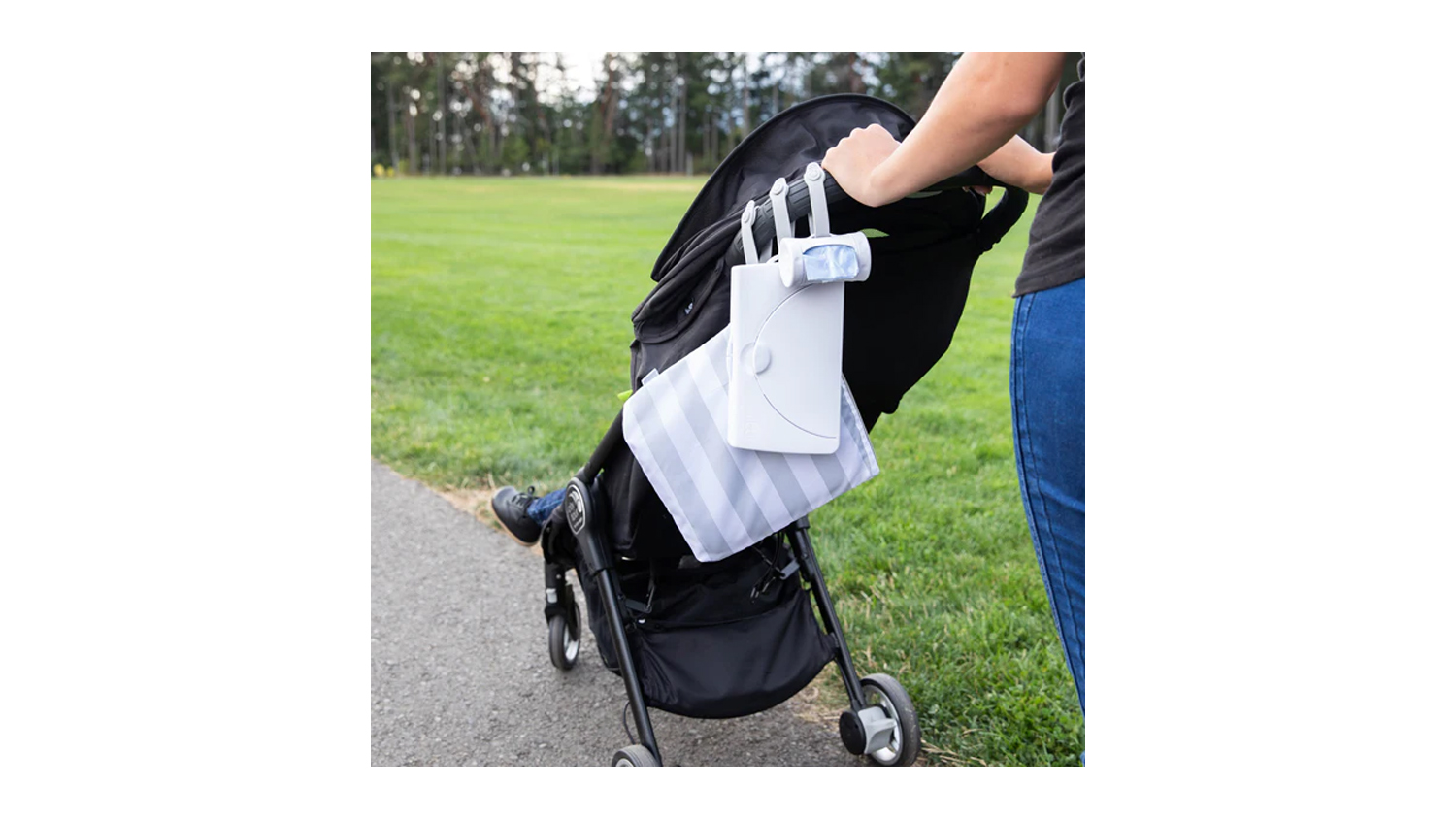 Ubbi Onthego Bag Dispenser Harvey Norman New Zealand