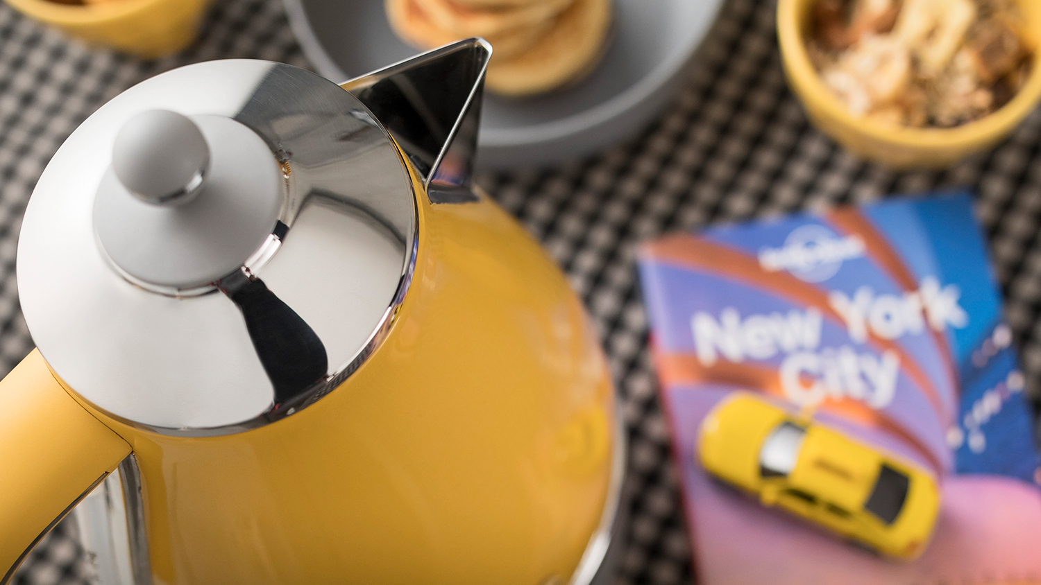 DeLonghi Icona Capitals 1.7L Kettle New York Yellow Harvey Norman