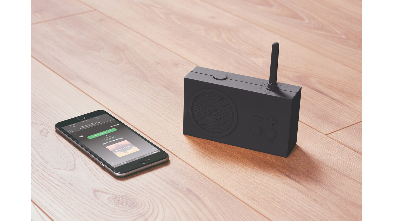 Lexon Tykho 3 Bluetooth FM Radio - Black