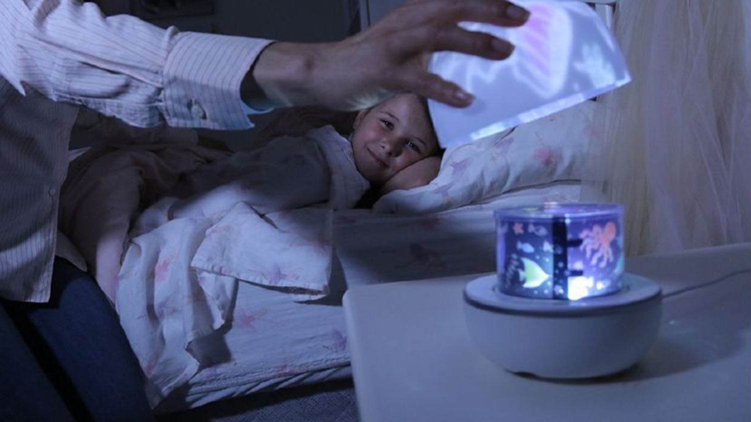 As Seen On TV Dream Beam 2in1 Nightlight & Wall Projector Harvey Norman New Zealand