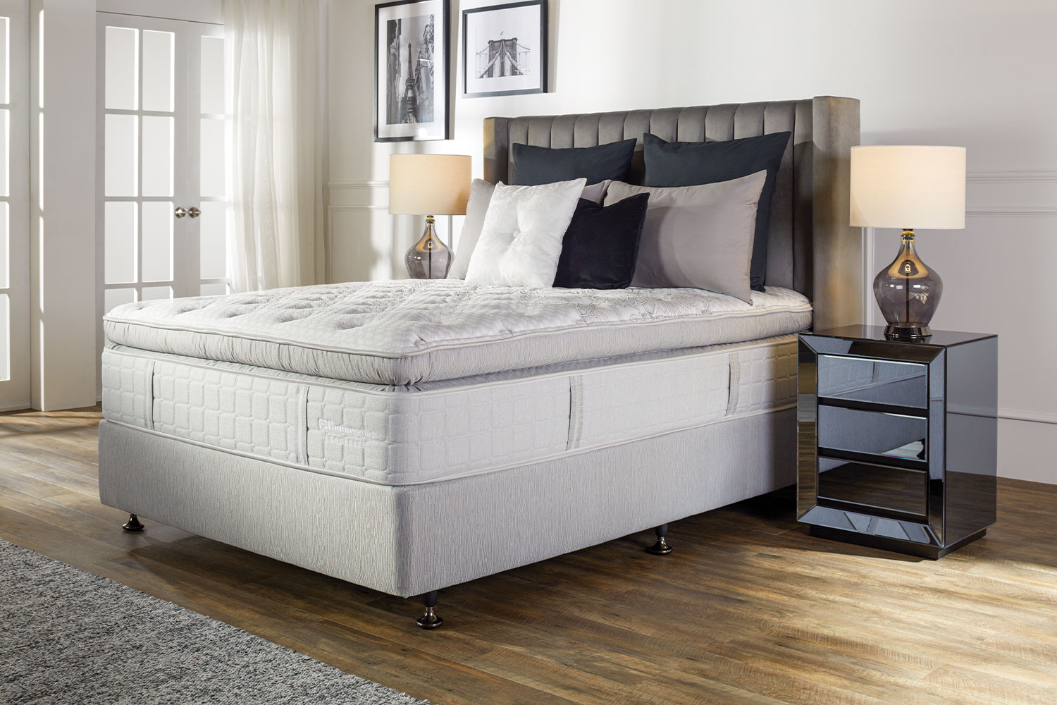 King size bed soft outlet mattress