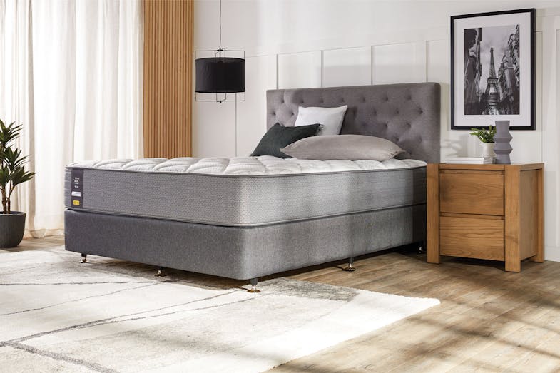 Chiro Confidence Firm Queen Mattress by King Koil