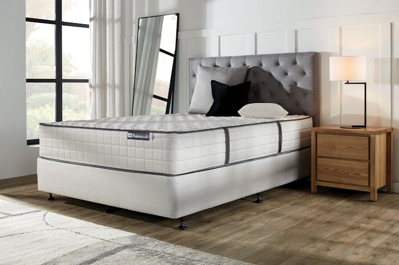 Highgrove Extra Firm Super King Mattress by Sealy Posturepedic