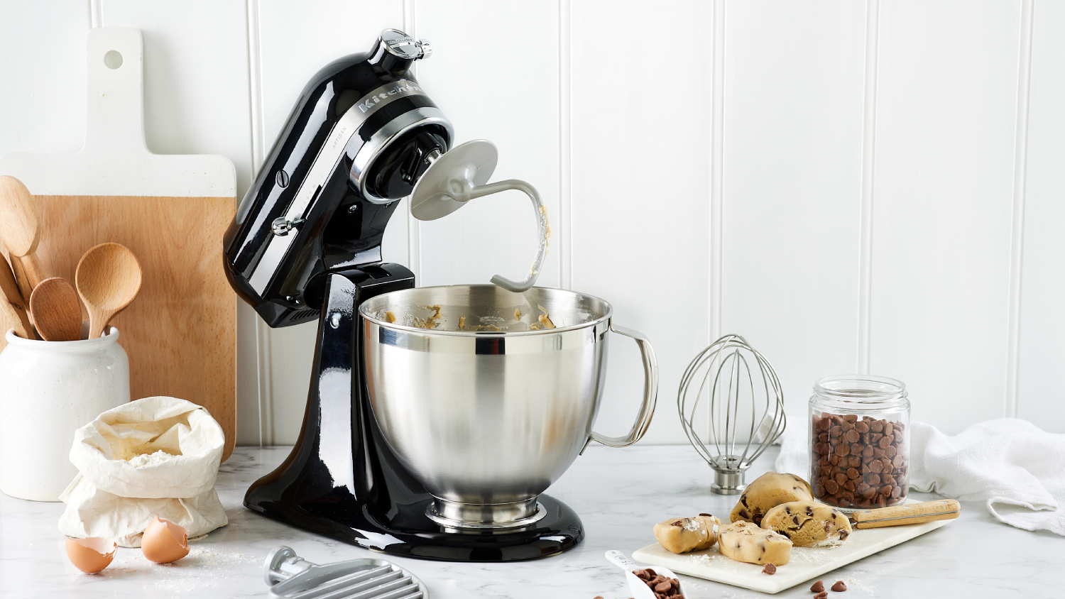 KitchenAid KSM195 Artisan Stand Mixer - Onyx Black