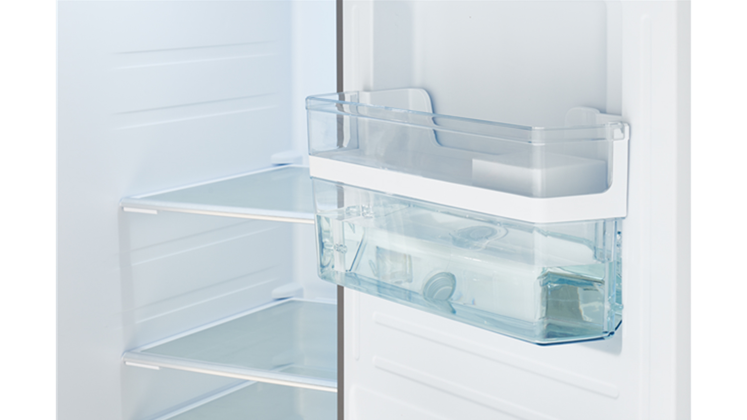 Westinghouse 619L Side by Side Fridge Freezer with Water Dispenser Matte Charcoal Black