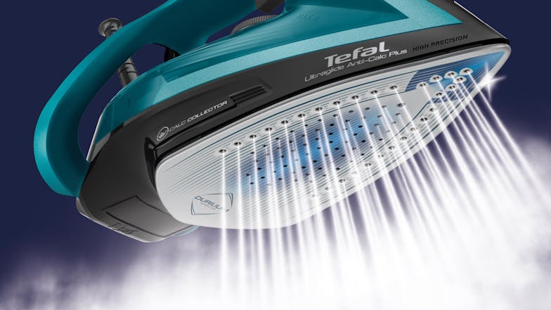 Tefal FV5873 Ultraglide Anti Calc Plus Steam Iron