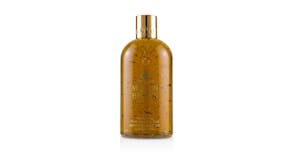 Mesmerising Oudh Accord and Gold Bath and Shower Gel - 300ml/10oz