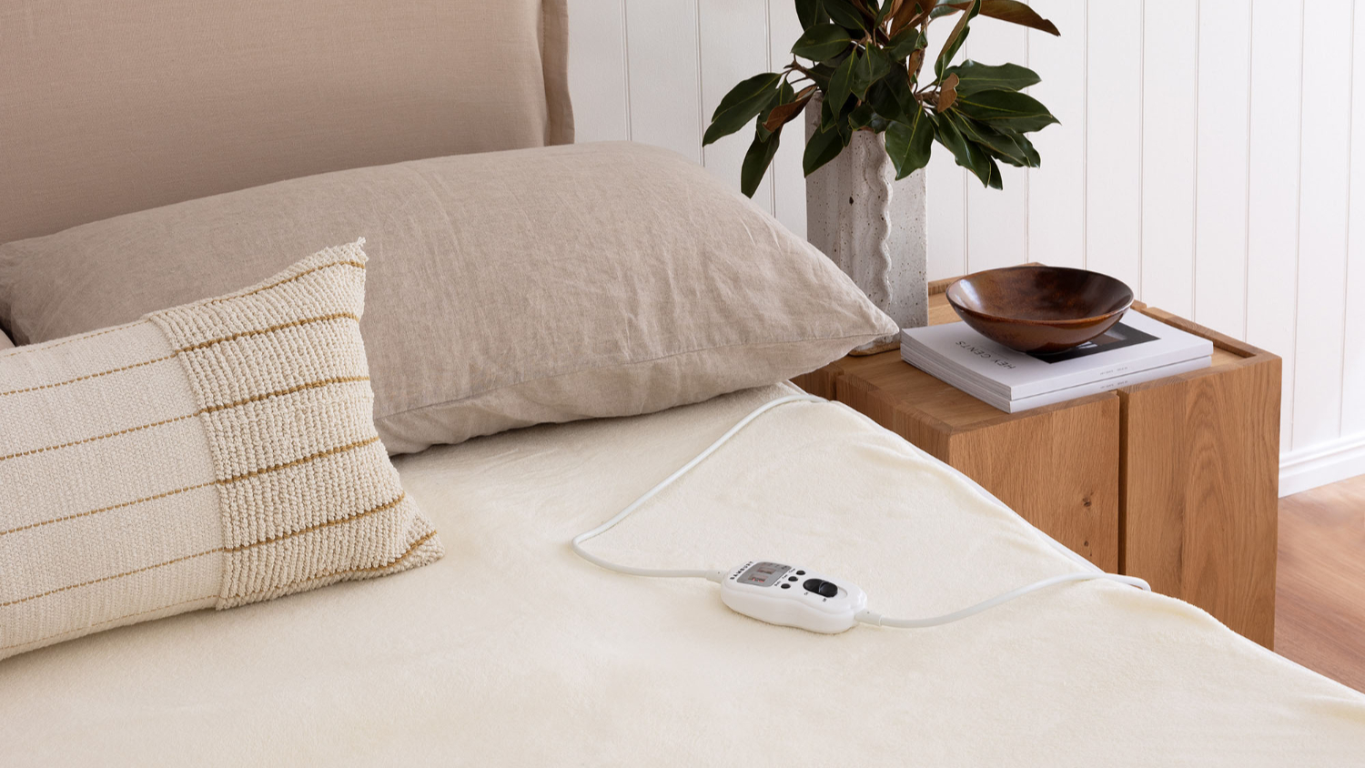 Premium Electric Blanket by Bambury