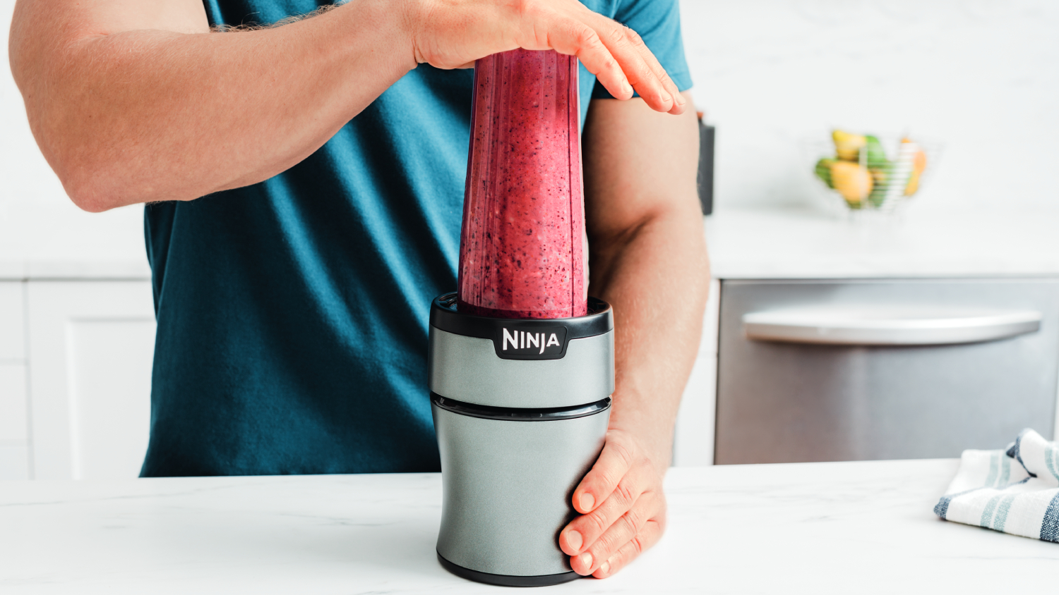 Ninja 900W Nutri-Blender Plus with Pro Extractor Blade - Cloud Silver (BN450ANZ)