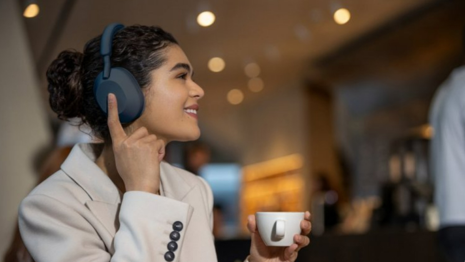 OverEar Headphones Harvey Norman New Zealand