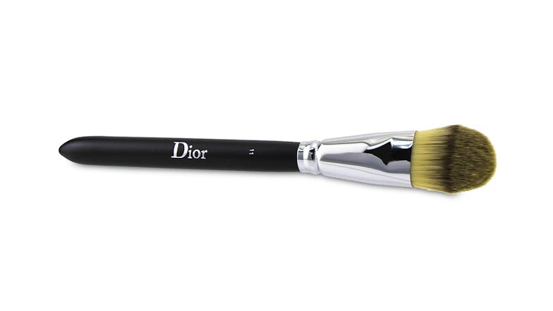 Christian Dior Dior Backstage Light Coverage Fluid Foundation Brush 11