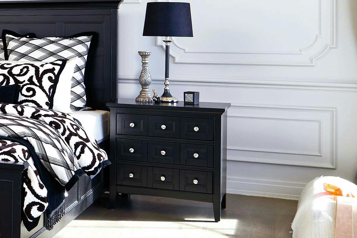 Southampton Bedside Table By Garry Masters Harvey Norman New Zealand