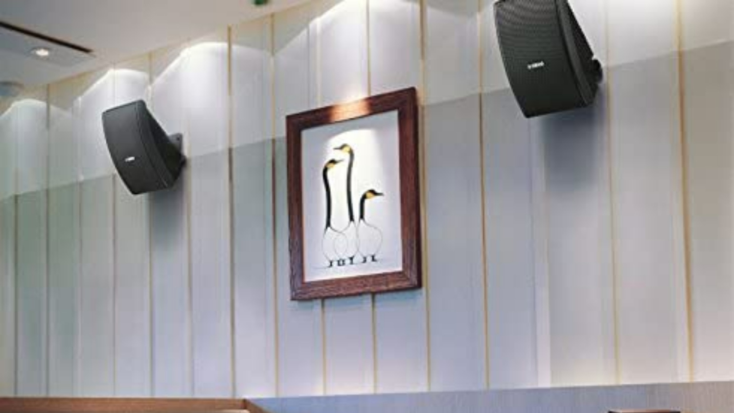 Yamaha NS-AW392 120W 5.25" All Weather Outdoor Speaker - Pair/Black (NSAW392B)