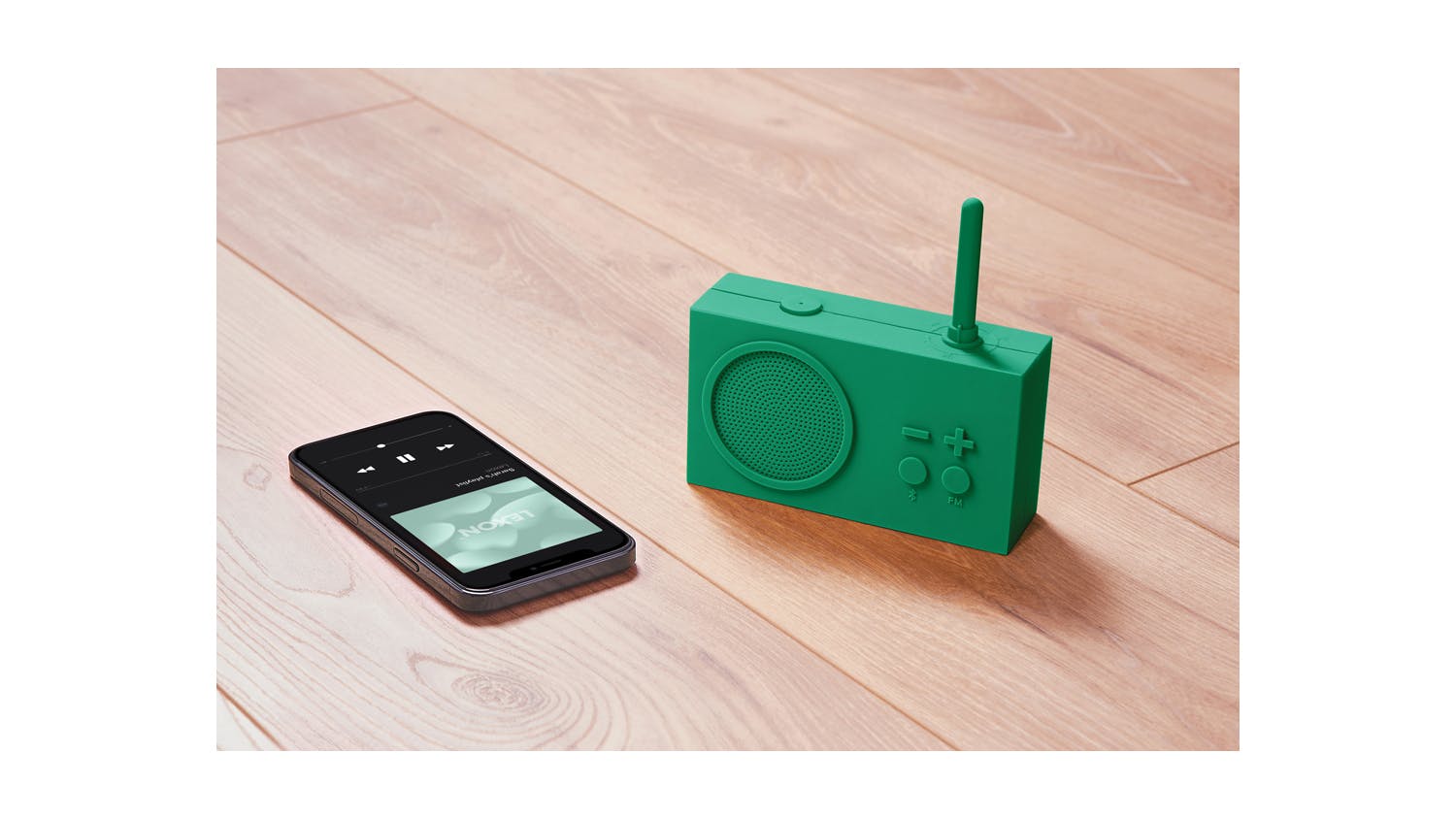 Lexon Tykho 3 FM Radio w/ Bluetooth - Green