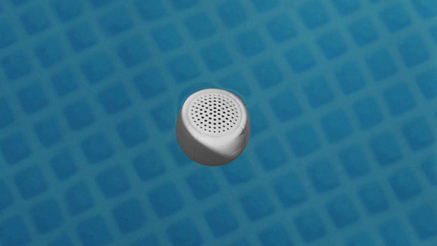 Lexon Mino X Bluetooth Speaker - White
